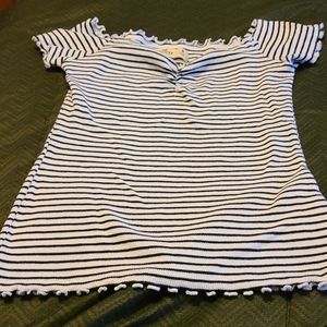 Hollister Stripped Tshirt